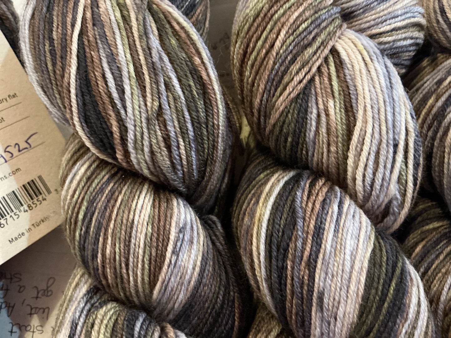 Urth Yarn Uneek Fingering 3006