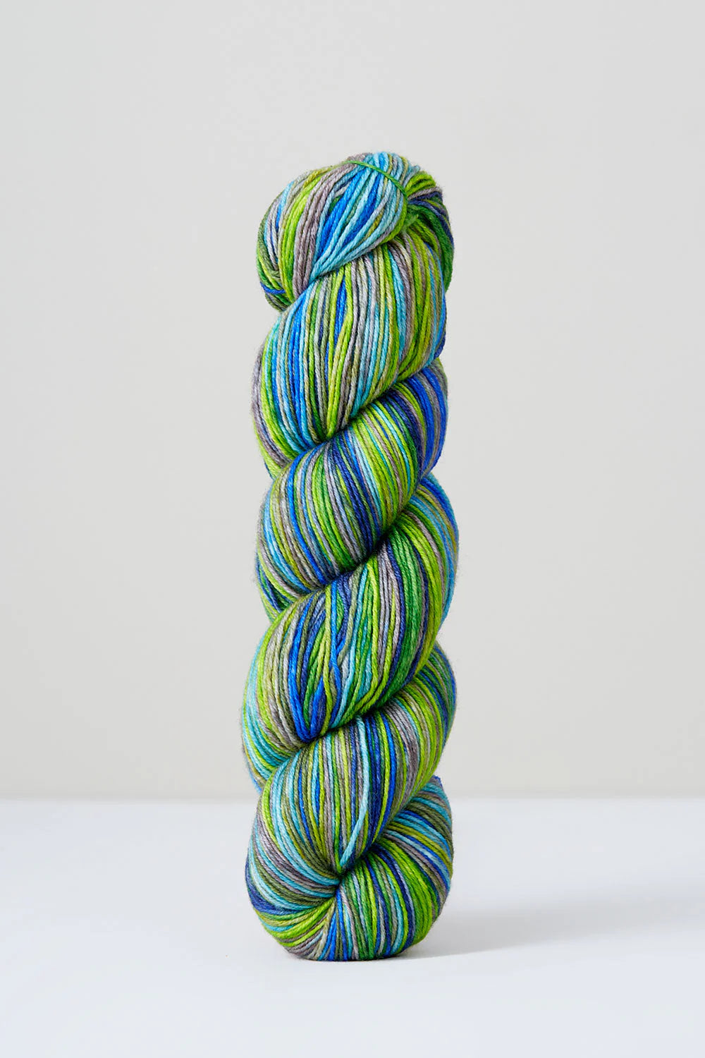 Urth Yarn Uneek 3025